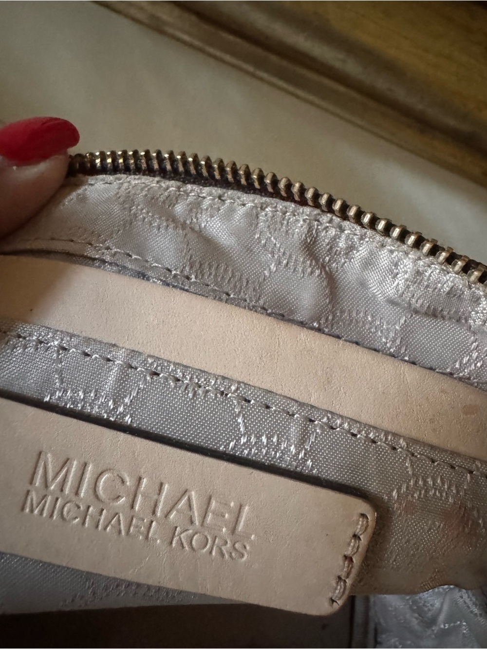 Michael Kors Brown Authentic Logo Cosmetic Case - Picture 5 of 6